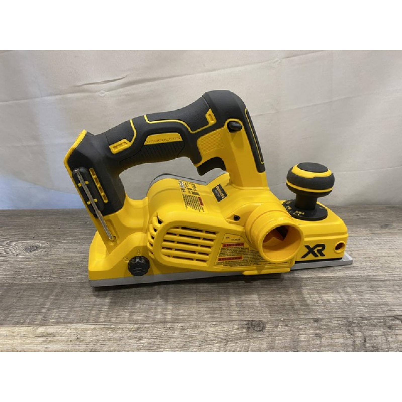 AS-IS DEWALT 20V MAX XR Cordless Brushless 3-1/4 in. Planer (Tool Only)