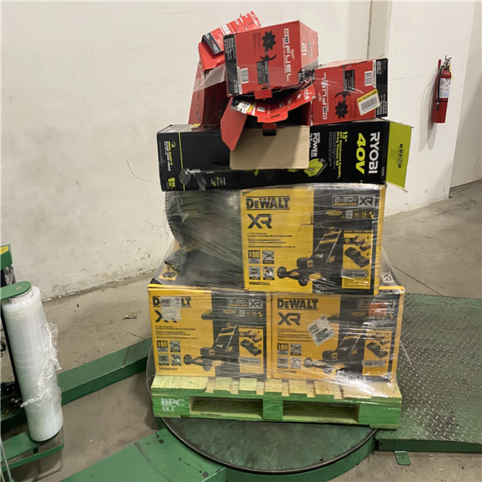 Dallas Location - As-Is Tool Pallet