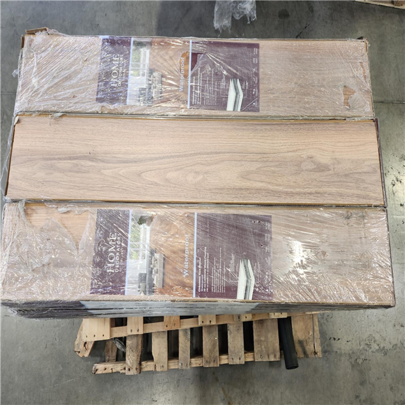 Phoenix Location Home Decorators Collection Chamblee Tuck Walnut 12 mm T x 8.03 in. W Waterproof Laminate Wood Flooring (382 sqft 24 case)