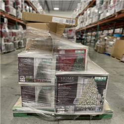 DALLAS LOCATION - AS-IS CHRISTMAS TREES & DECORATION PALLET