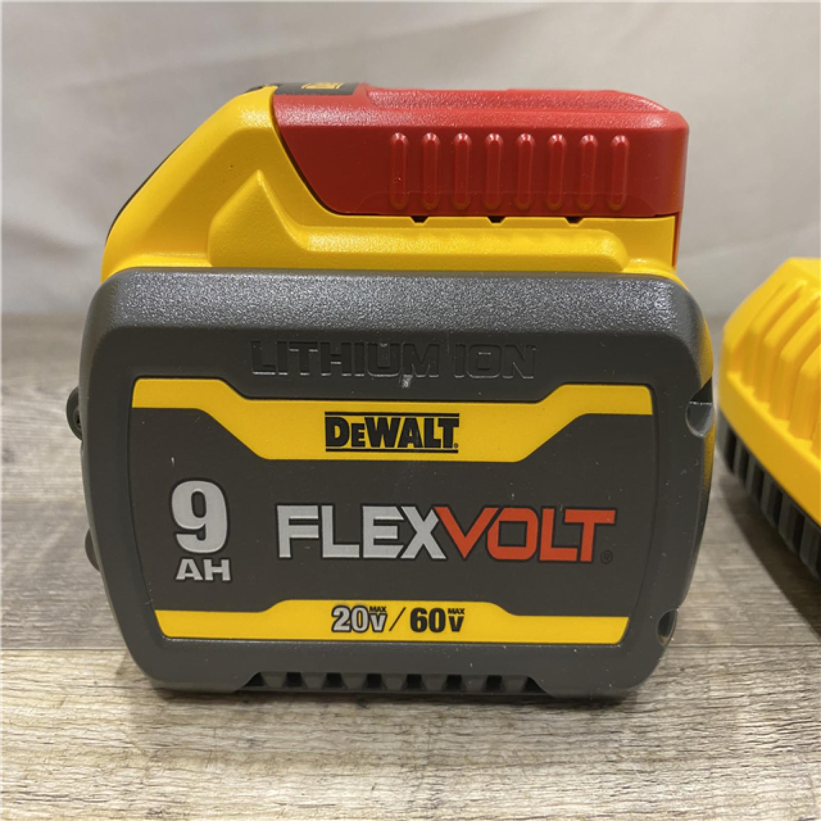 AS-IS DEWALT 20V/60V MAX FLEXVOLT Lithium-Ion 9.0Ah Battery and Charger Starter Kit