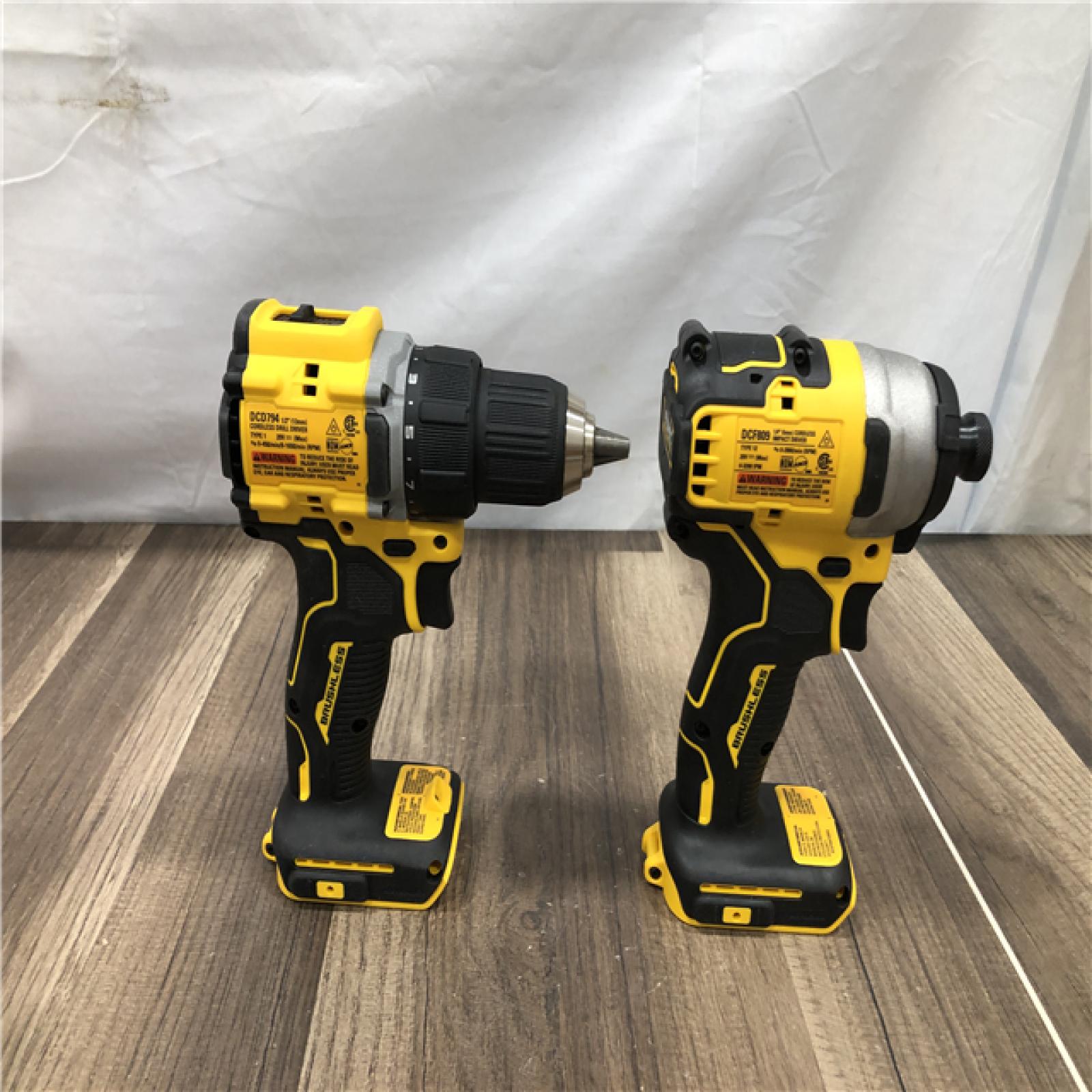 AS-IS DEWALT ATOMIC 20-Volt MAX Lithium-Ion Cordless Combo Kit