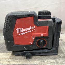 AS-IS Milwaukee 100 ft. REDLITHIUM Lithium-Ion USB Green Rechargeable Cross Line Laser Level with Charger