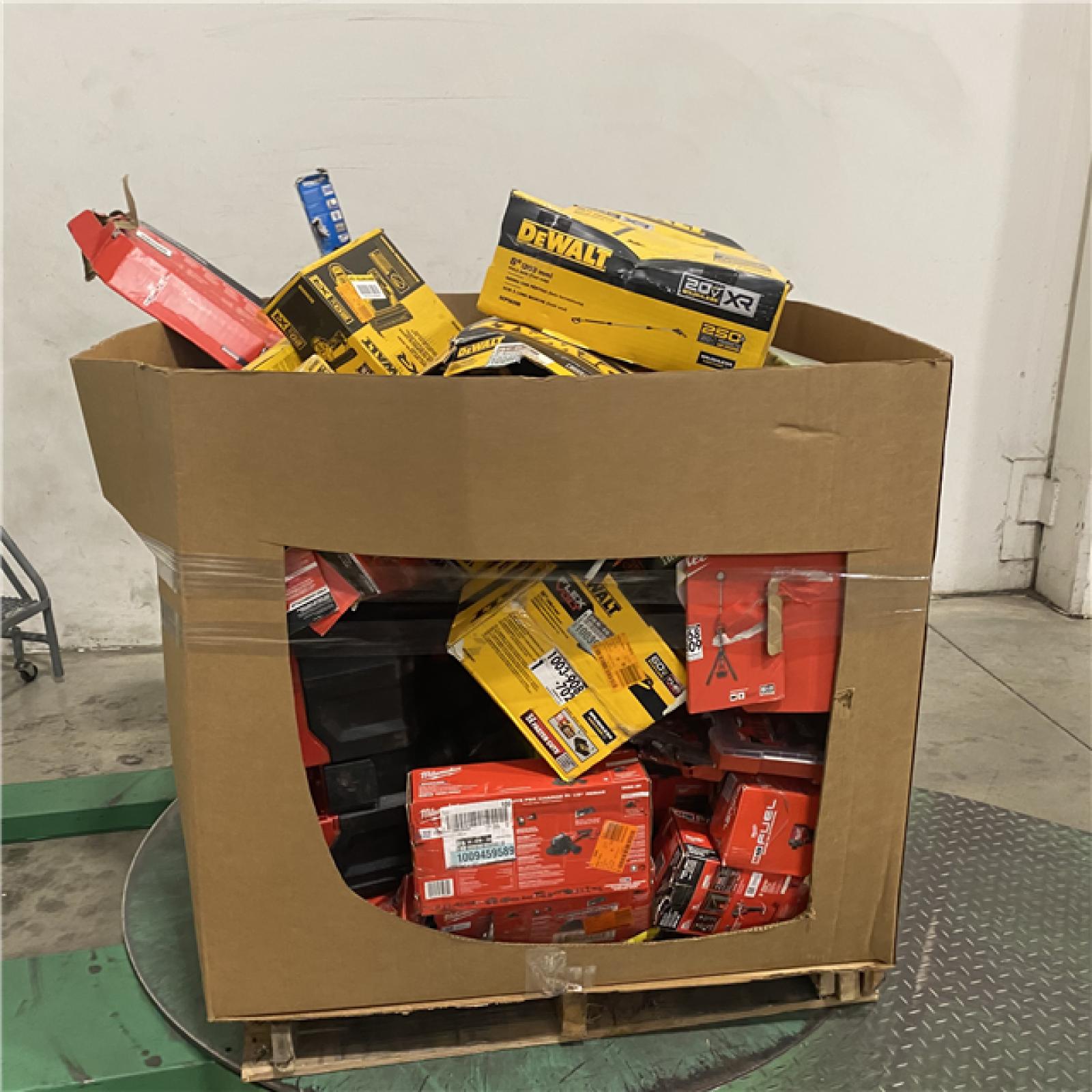 DALLAS LOCATION - AS-IS TOOL PALLET