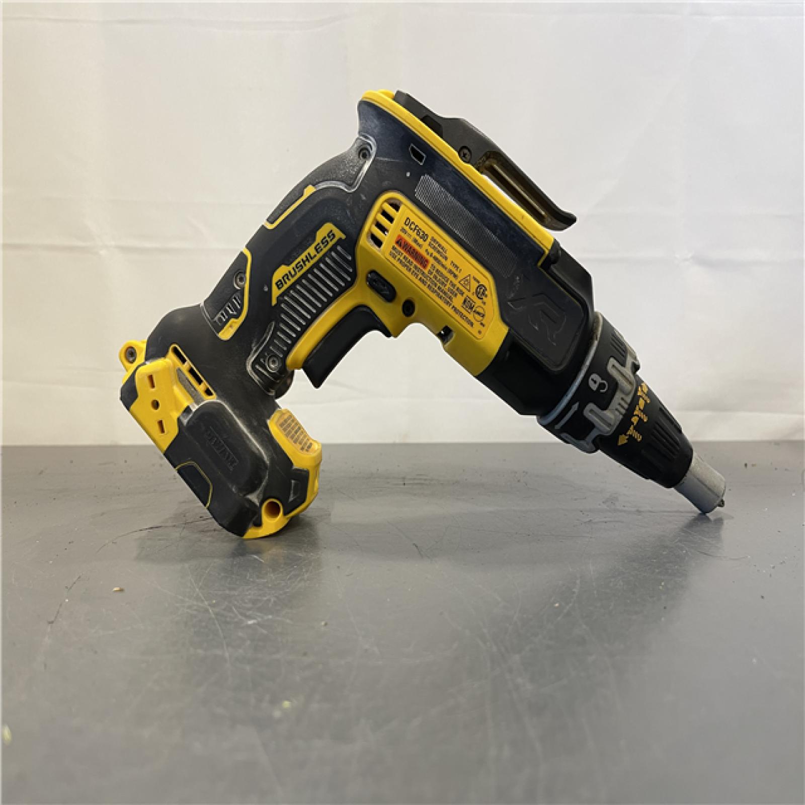 AS-IS - DeWalt 20V MAX XR Brushless Cordless Drywall Screw Gun Tool Only