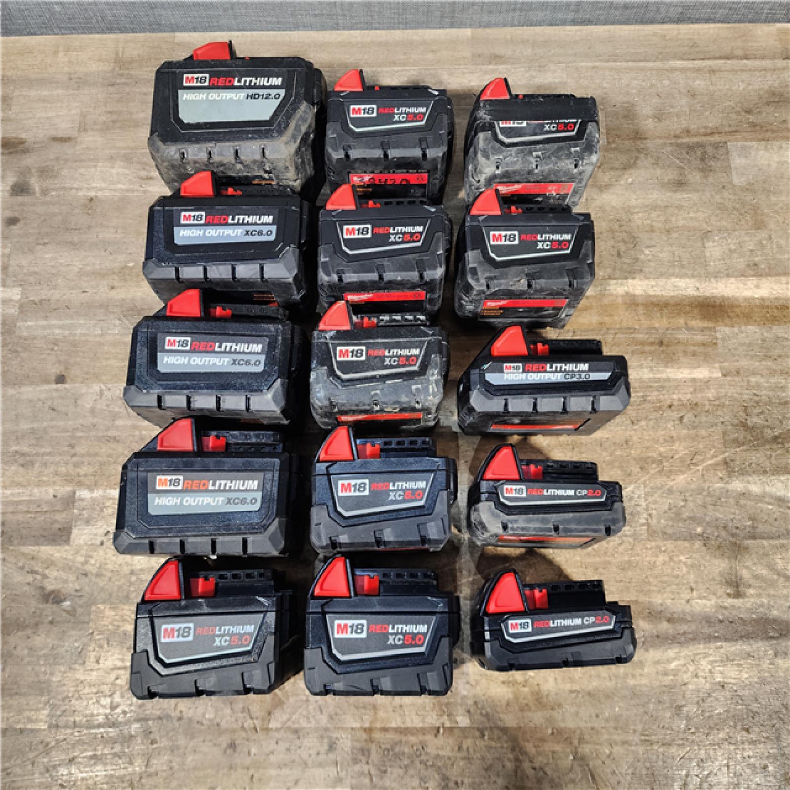 HOUSTON LOCATION - AS-IS MILWAUKEE BATTERY PACK QTY - 15