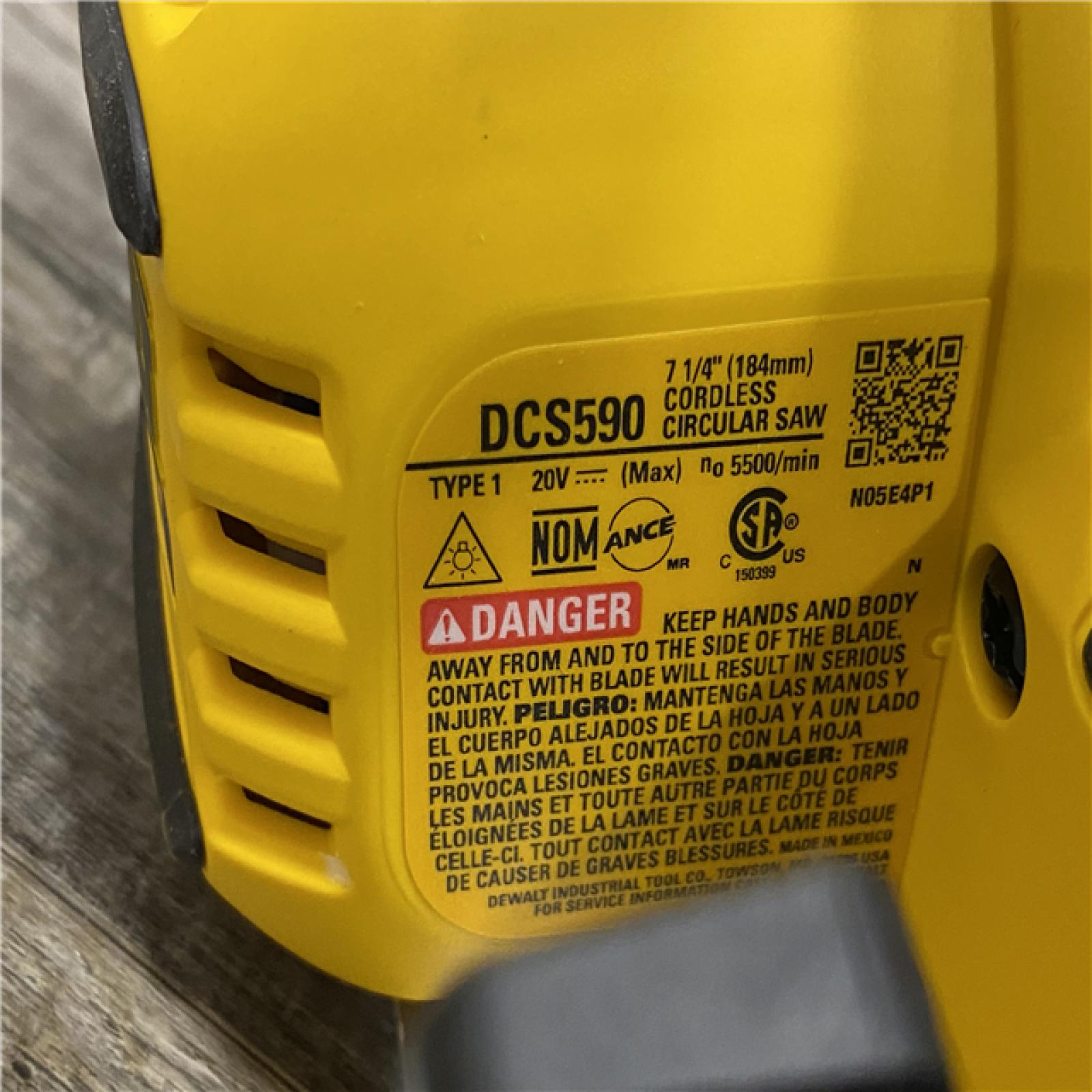 AS-IS DEWALT 20-Volt MAX 7-1/4 in. Cordless Circular Saw (Tool Only)