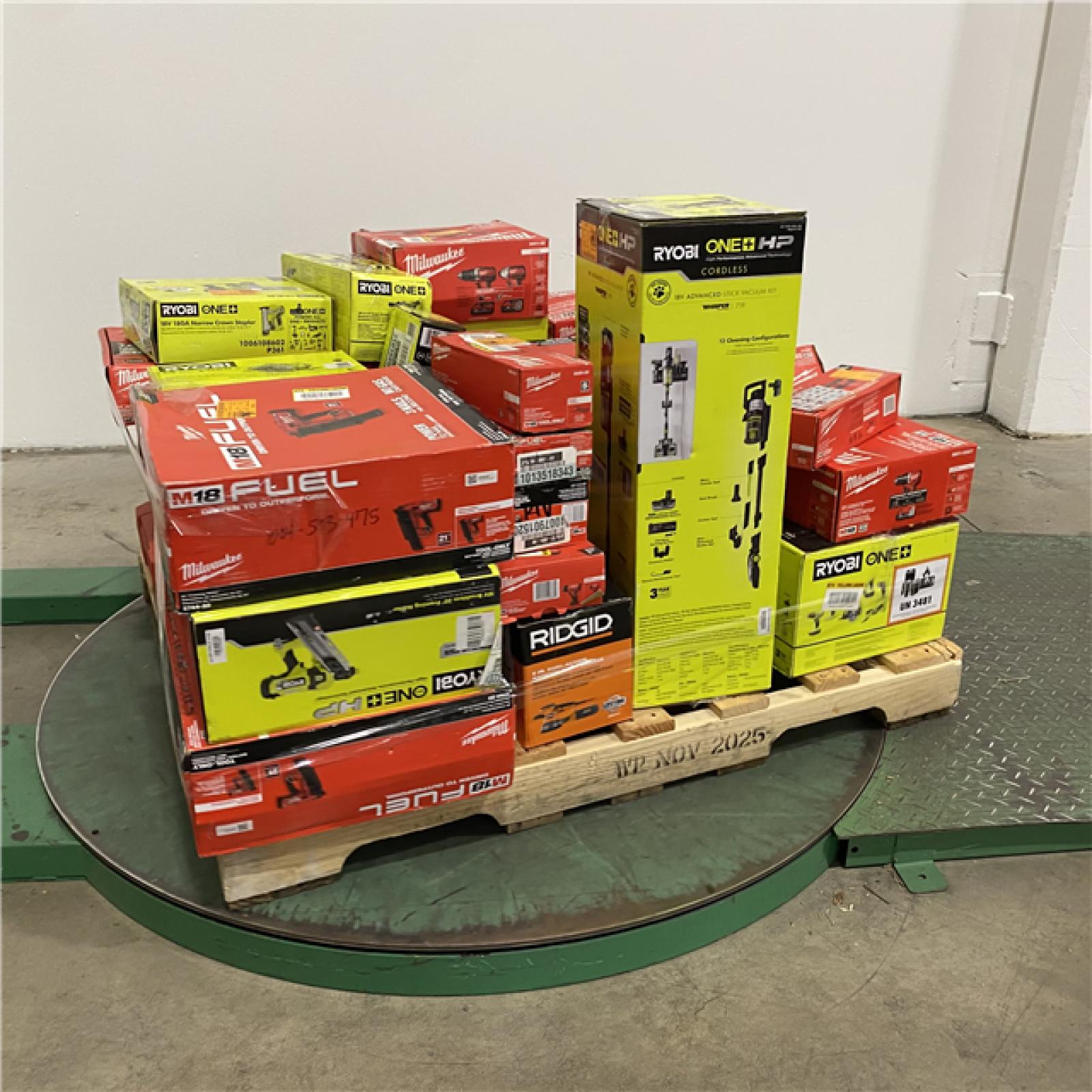 Dallas Location - As-Is Tool Pallet