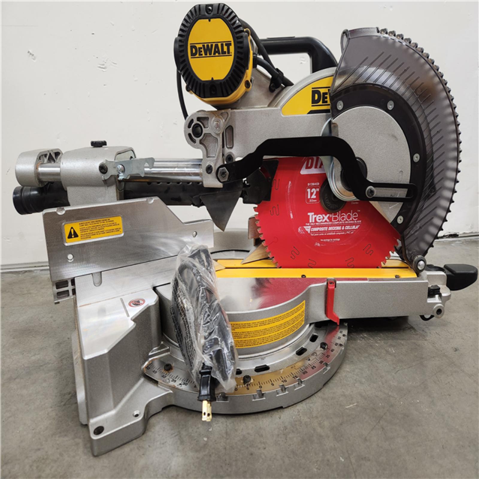 Phoenix Location Like NEW DEWALT 15 Amp Corded 12 in. Double Bevel Sliding Compound Miter Saw with XPS technology, Blade Wrench and Material Clamp DWS780