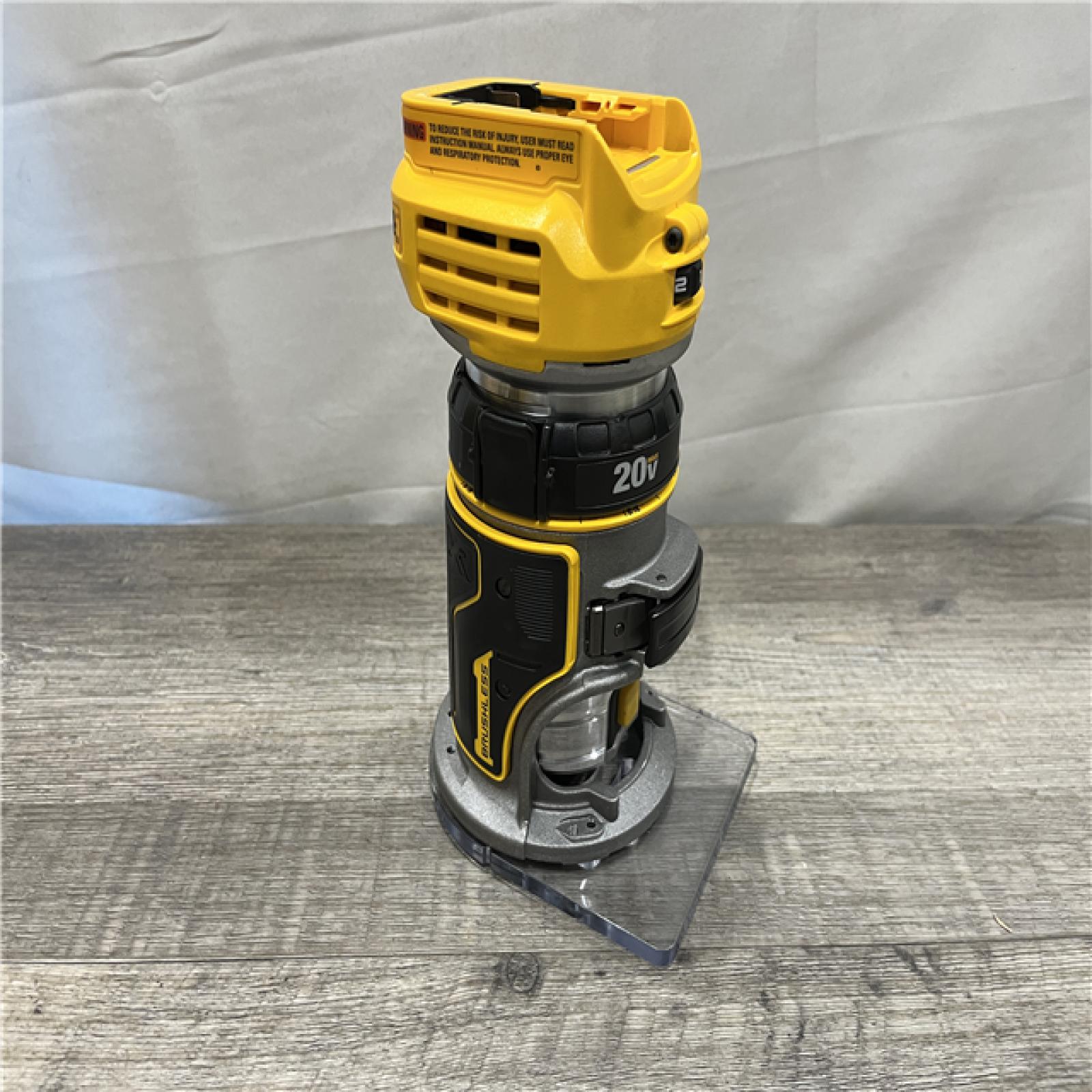 AS-IS DEWALT 20V MAX XR Cordless Brushless Fixed Base Compact Router (Tool Only)