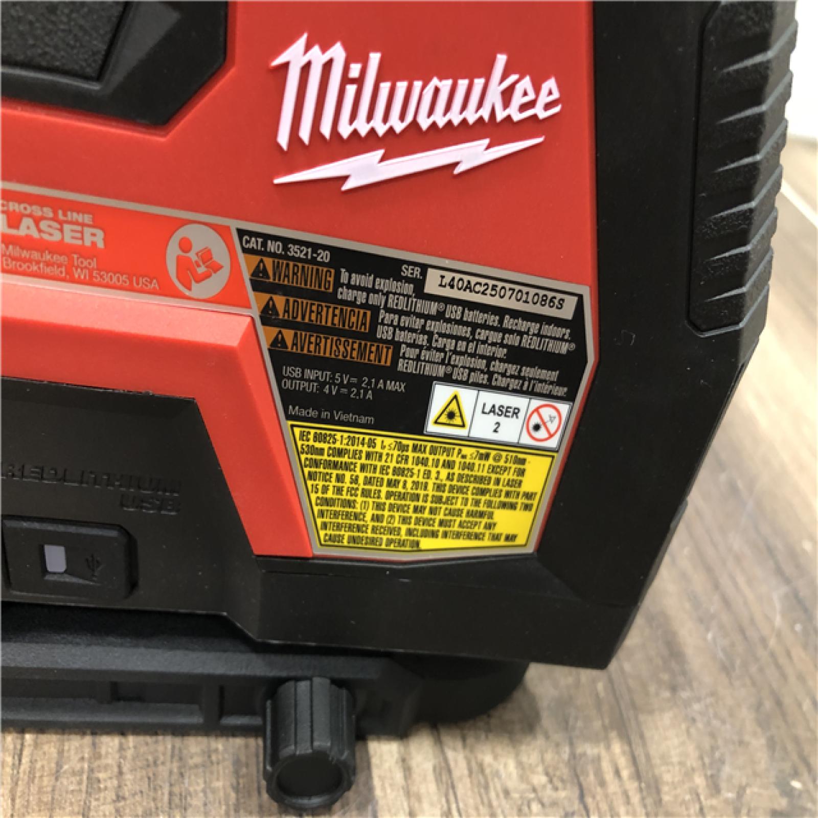 AS-IS Milwaukee 100 ft. REDLITHIUM Lithium-Ion USB Green Rechargeable Cross Line Laser Level with Charger