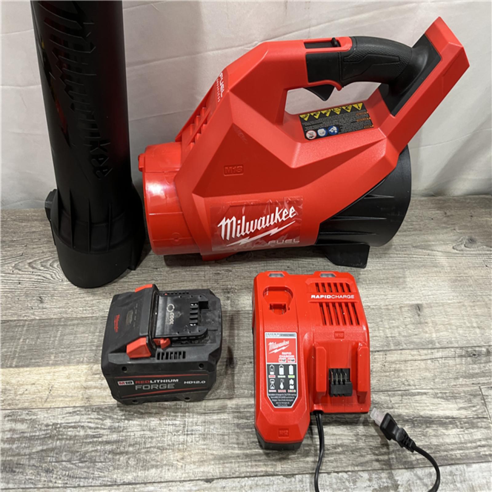 AS-IS Milwaukee FUEL 120 MPH 500 CFM 18V Brushless Cordless Battery Powered Leaf Blower Kit