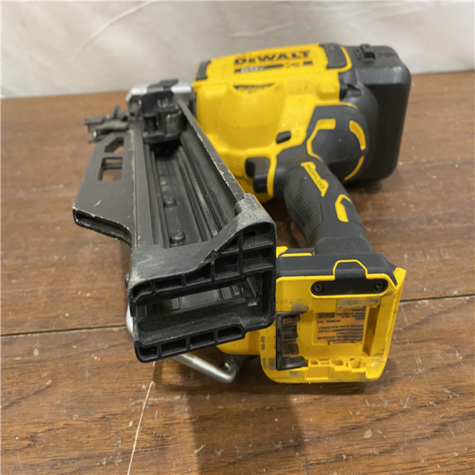 AS-IS DEWALT 20-Volt 21° Cordless Framing Nailer (Tool-Only)