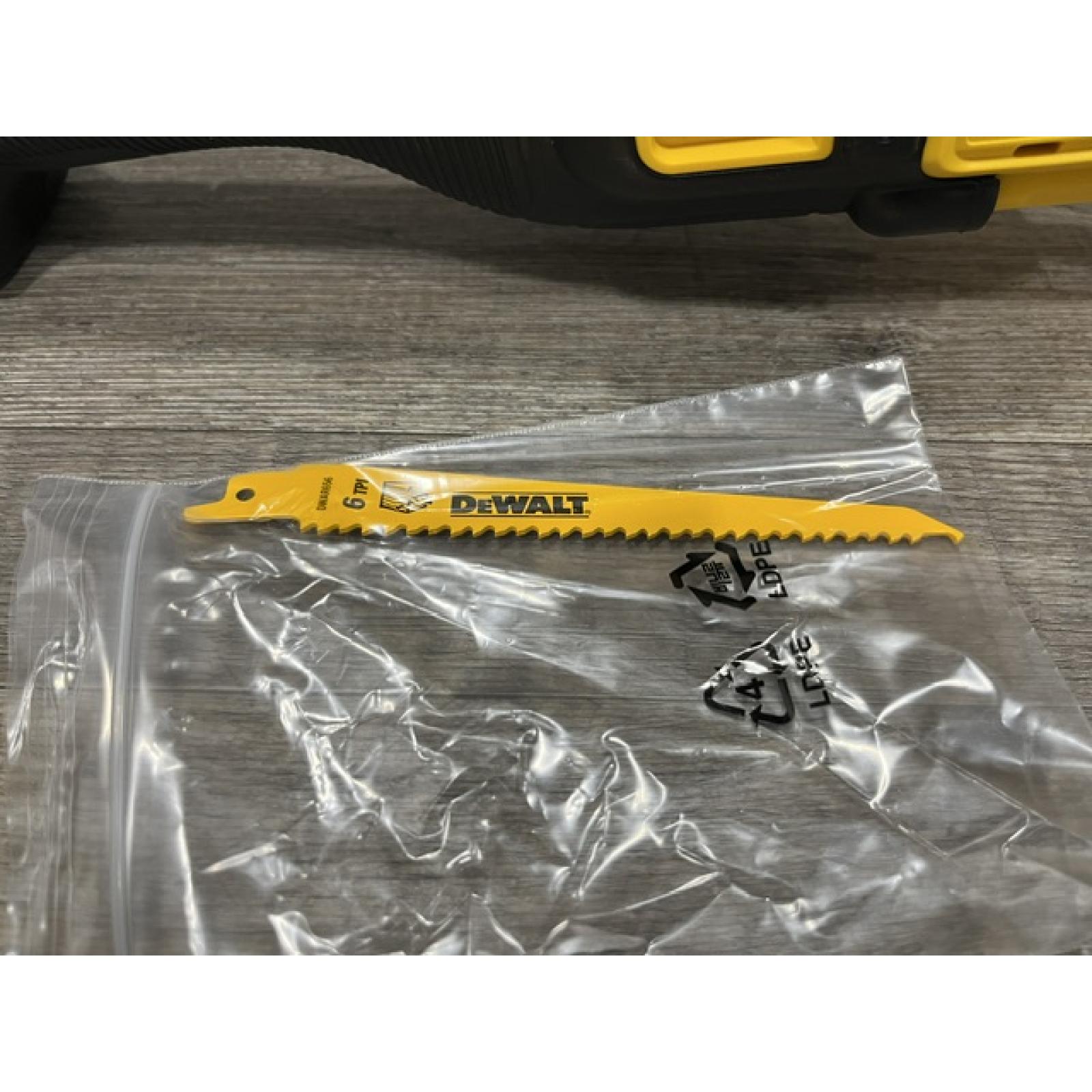 NEW - DEWALT FLEXVOLT 60V MAX Cordless Brushless Reciprocating Saw (Tool Only)