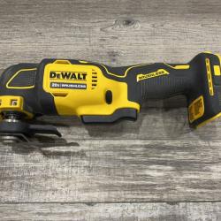 AS-IS DEWALT ATOMIC 20V MAX Cordless Brushless Oscillating Multi Tool Kit