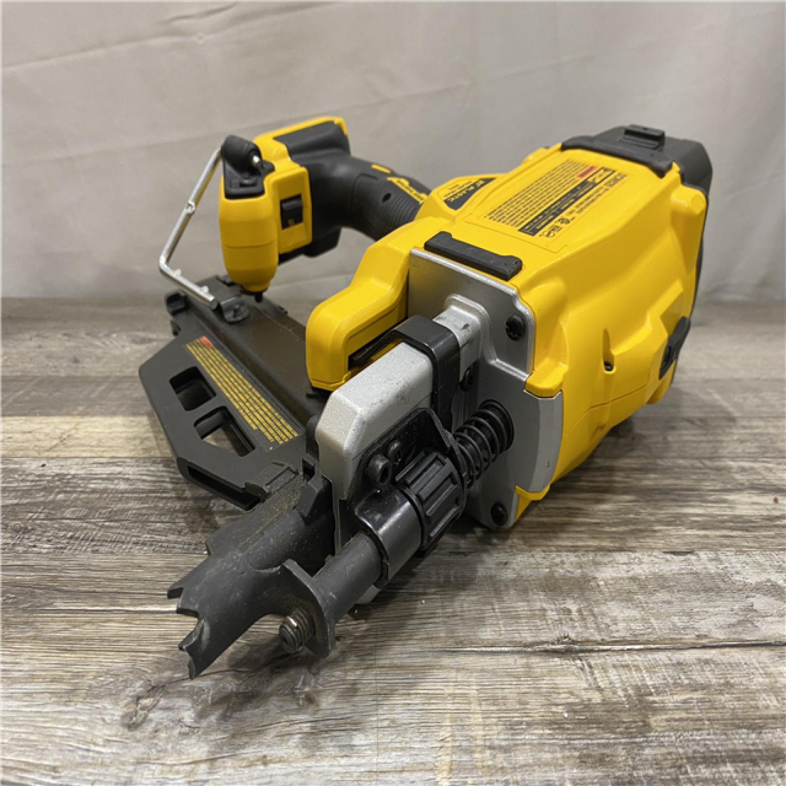 AS-IS DEWALT 20-Volt 21° Cordless Framing Nailer (Tool-Only)