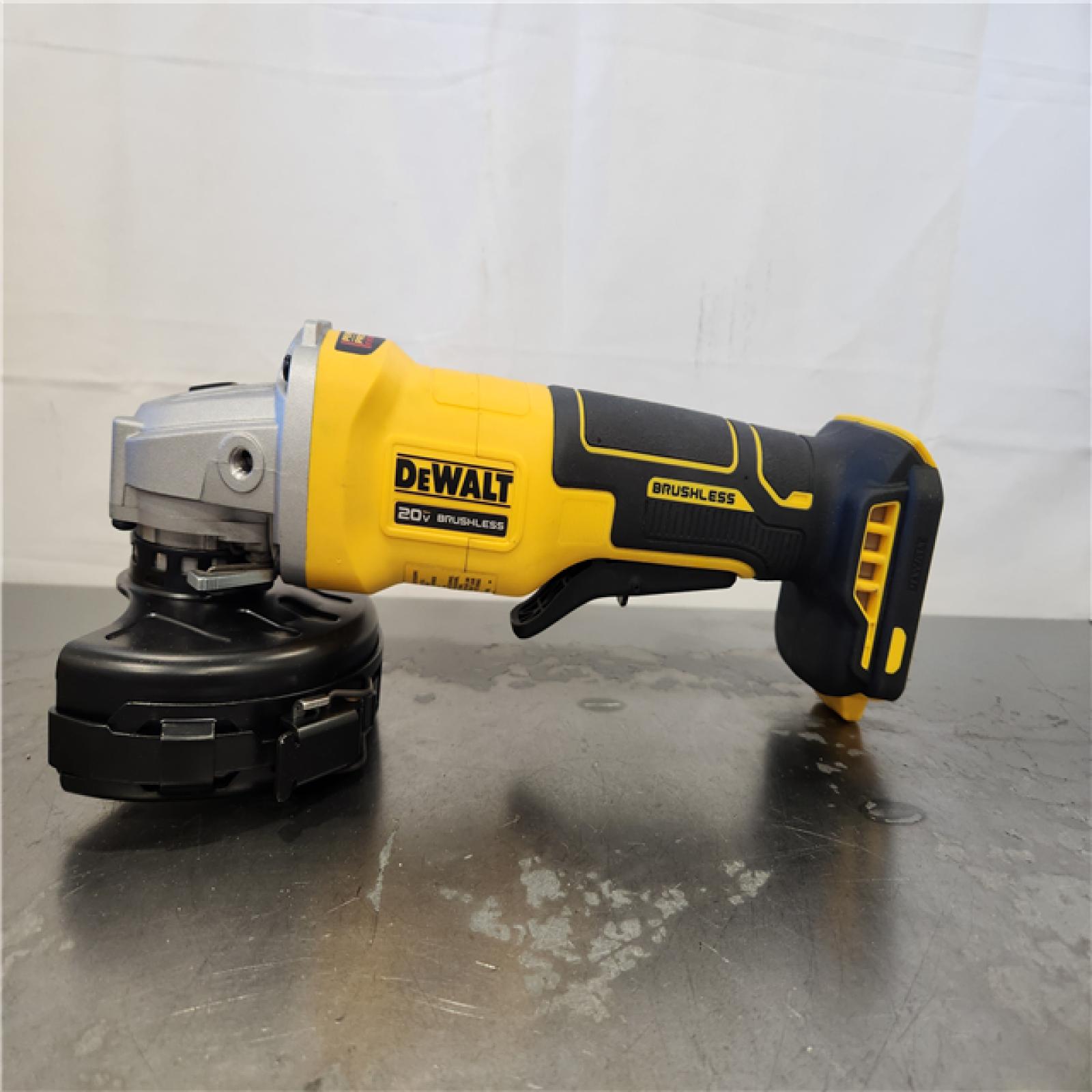 AS-IS- DeWalt 20V MAX Cordless 4-1/2 in. Angle Grinder with Brake Tool Only