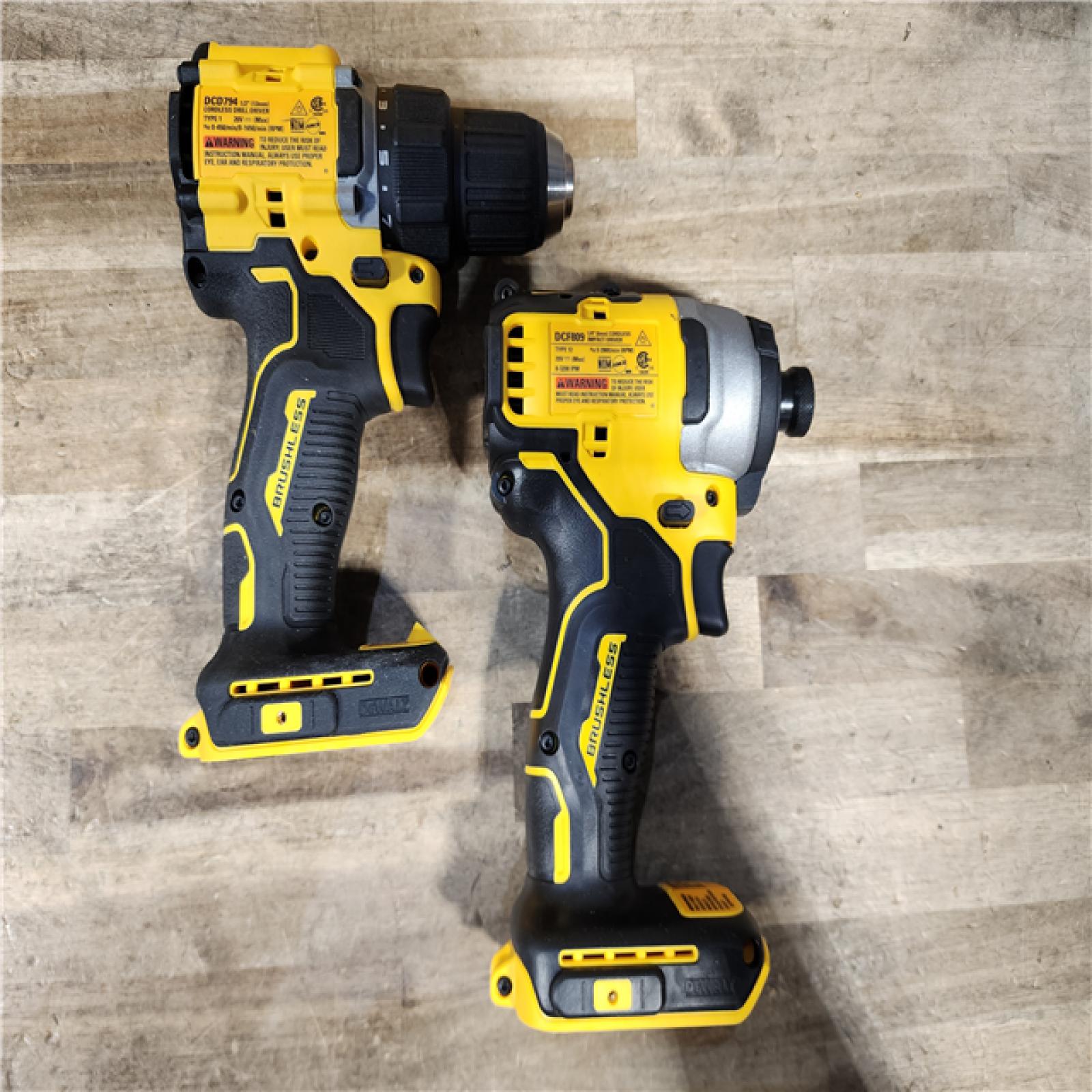 HOUSTON LOCATION - AS-IS Dewalt DCK225D2 20V MAX ATOMIC Brushless Compact Lithium-Ion 1/2 in. Cordless Drill Driver and 1/4 in. Impact Driver Combo Kit with 2 Batteries 2 Ah