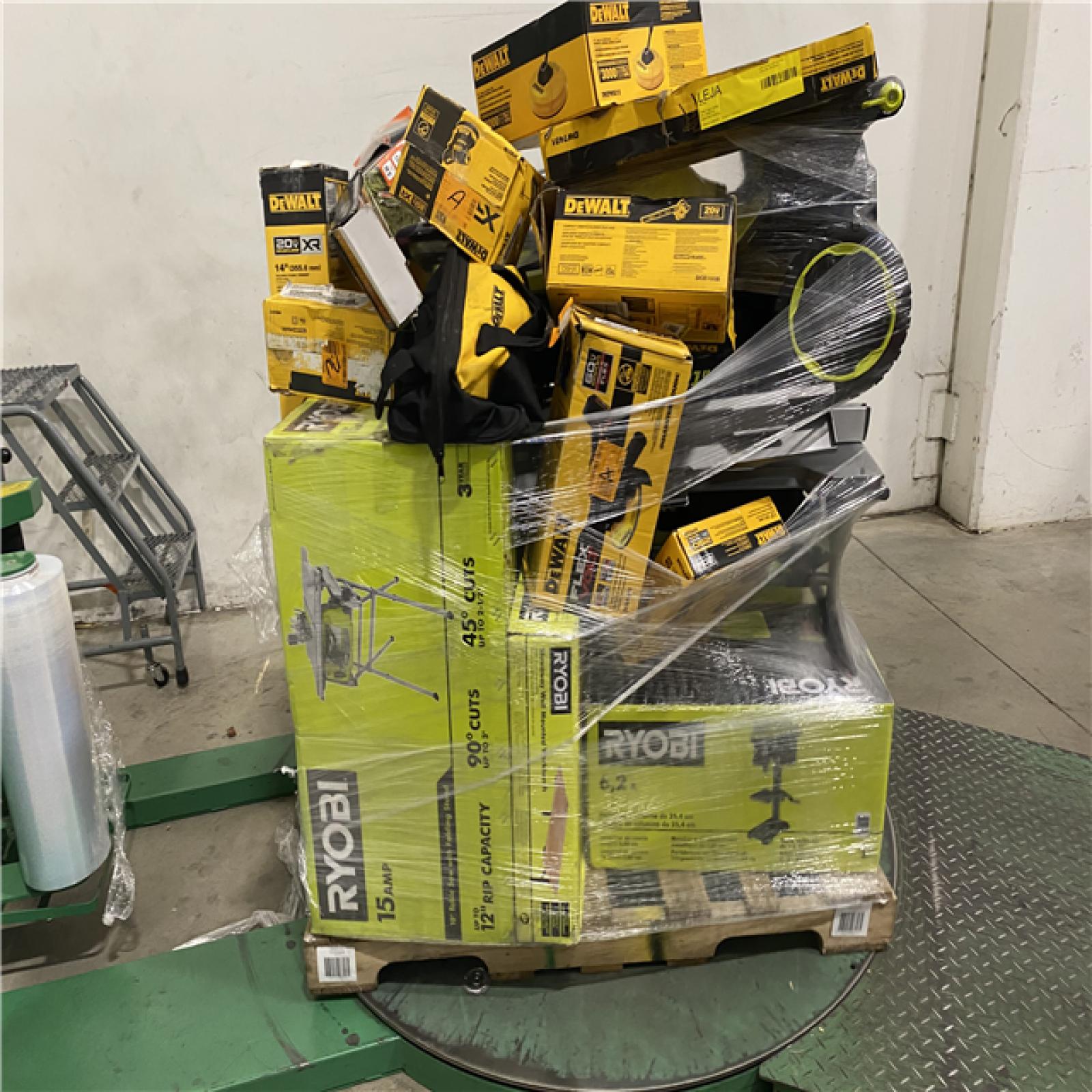 Dallas Location - As-Is Tool Pallet