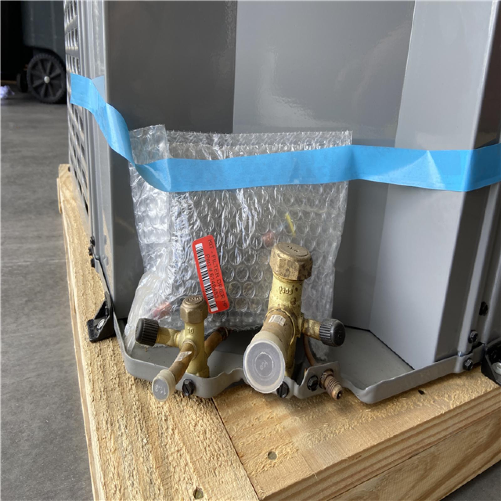 DALLAS LOCATION - Johnson Controls 3.5 Ton 15.2seer/7.8 Hspf 2-Stage Heat Pump