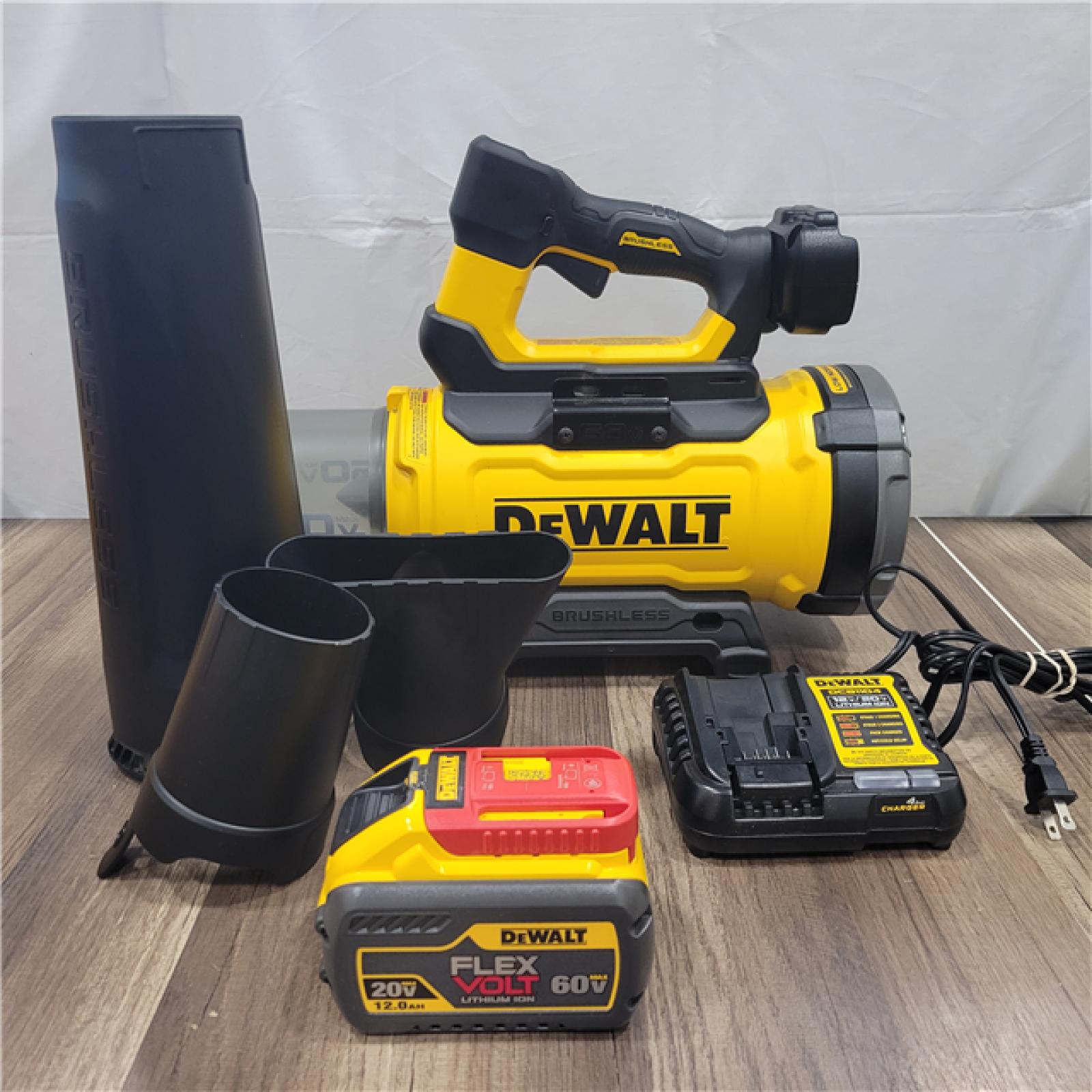 AS-IS DEWALT FLEXVOLT 60V MAX 160 MPH 760 CFM Brushless Cordless Battery Powered Blower Kit W/ (1) FLEXVOLT 4 Ah Battery and Charger