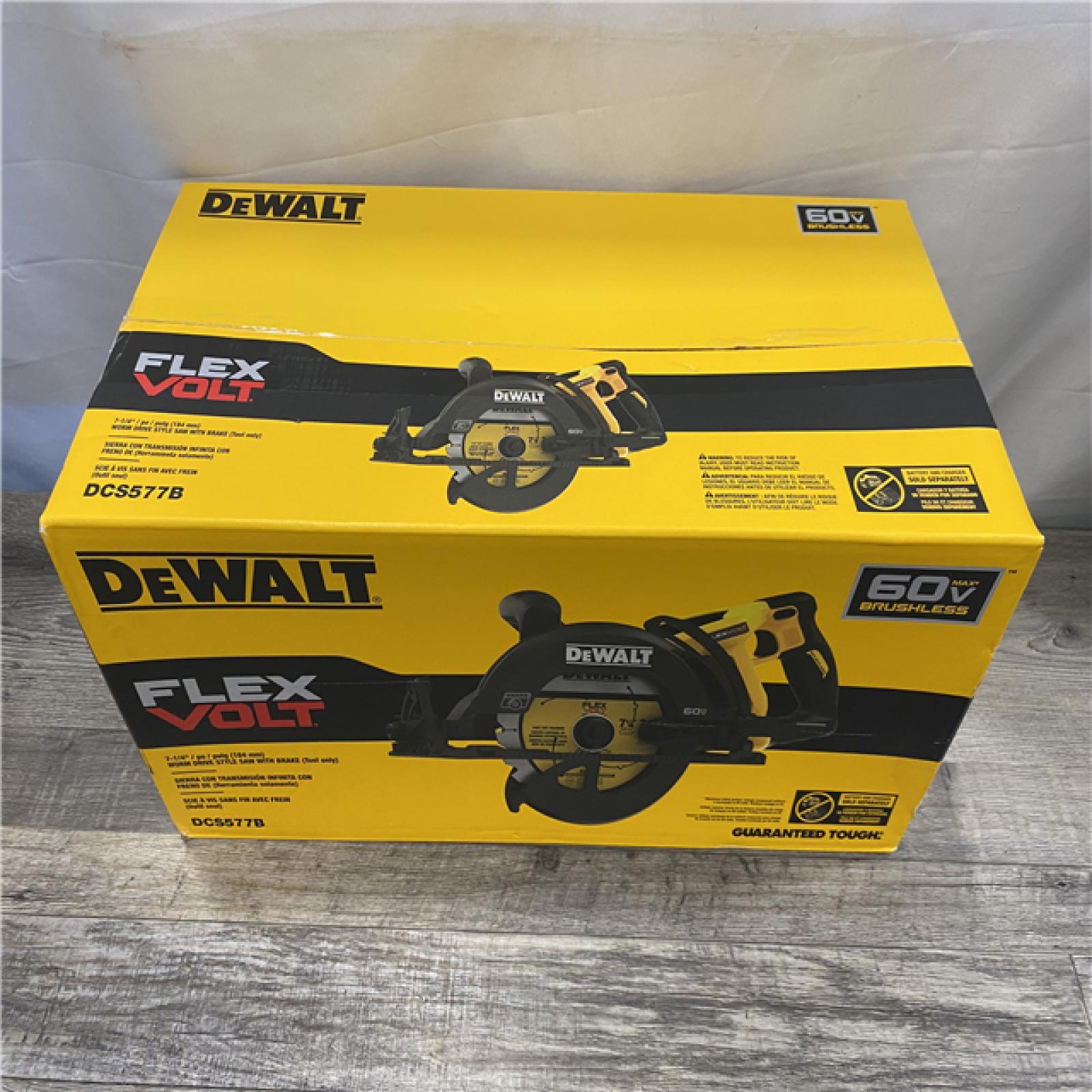 NEW - DEWALT FLEXVOLT 60V MAX Cordless Brushless 7-1/4 in. Wormdrive Style Circular Saw (Tool Only)