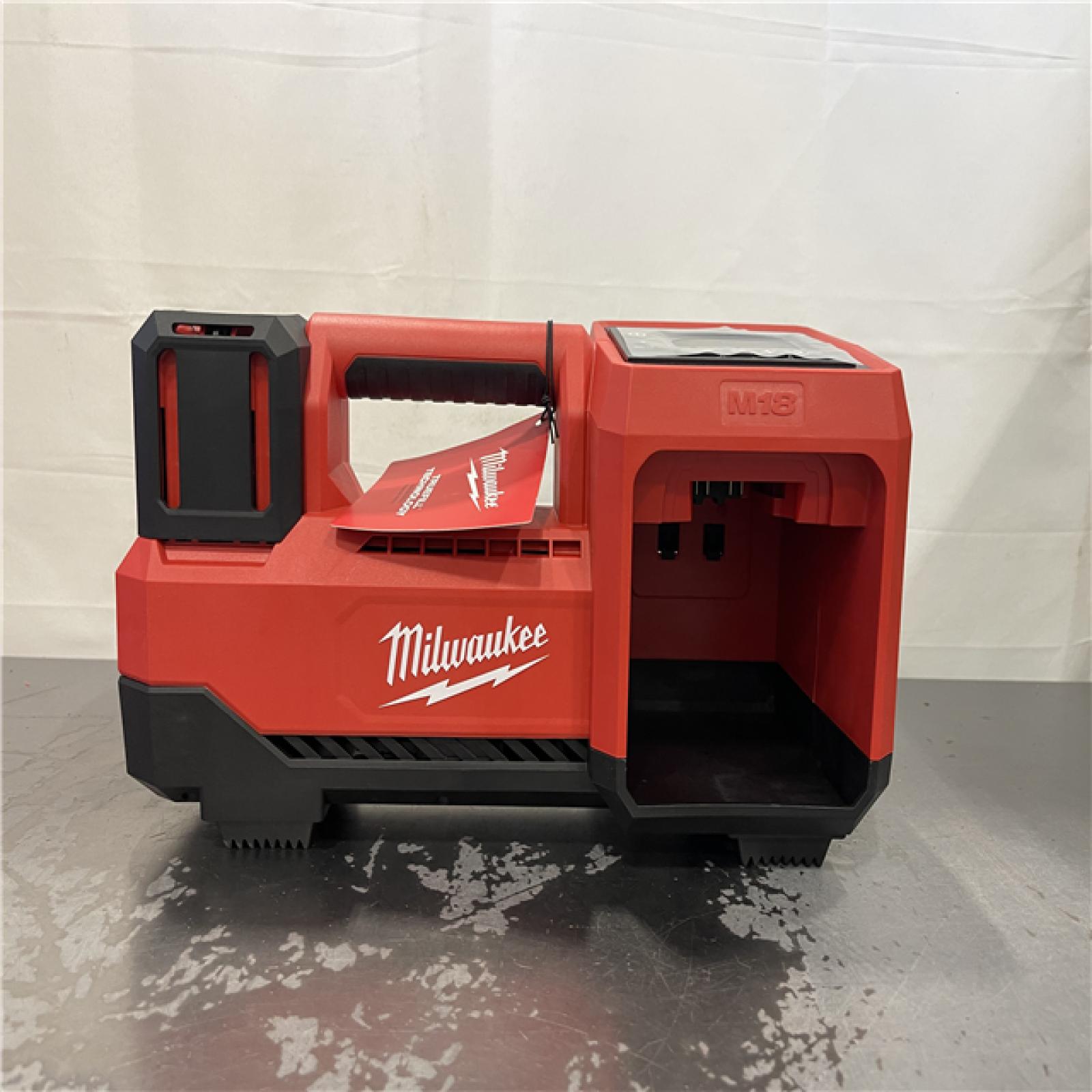 AS-IS- Milwaukee M18 18 V 150 PSI Tire Inflator (Tool Only)
