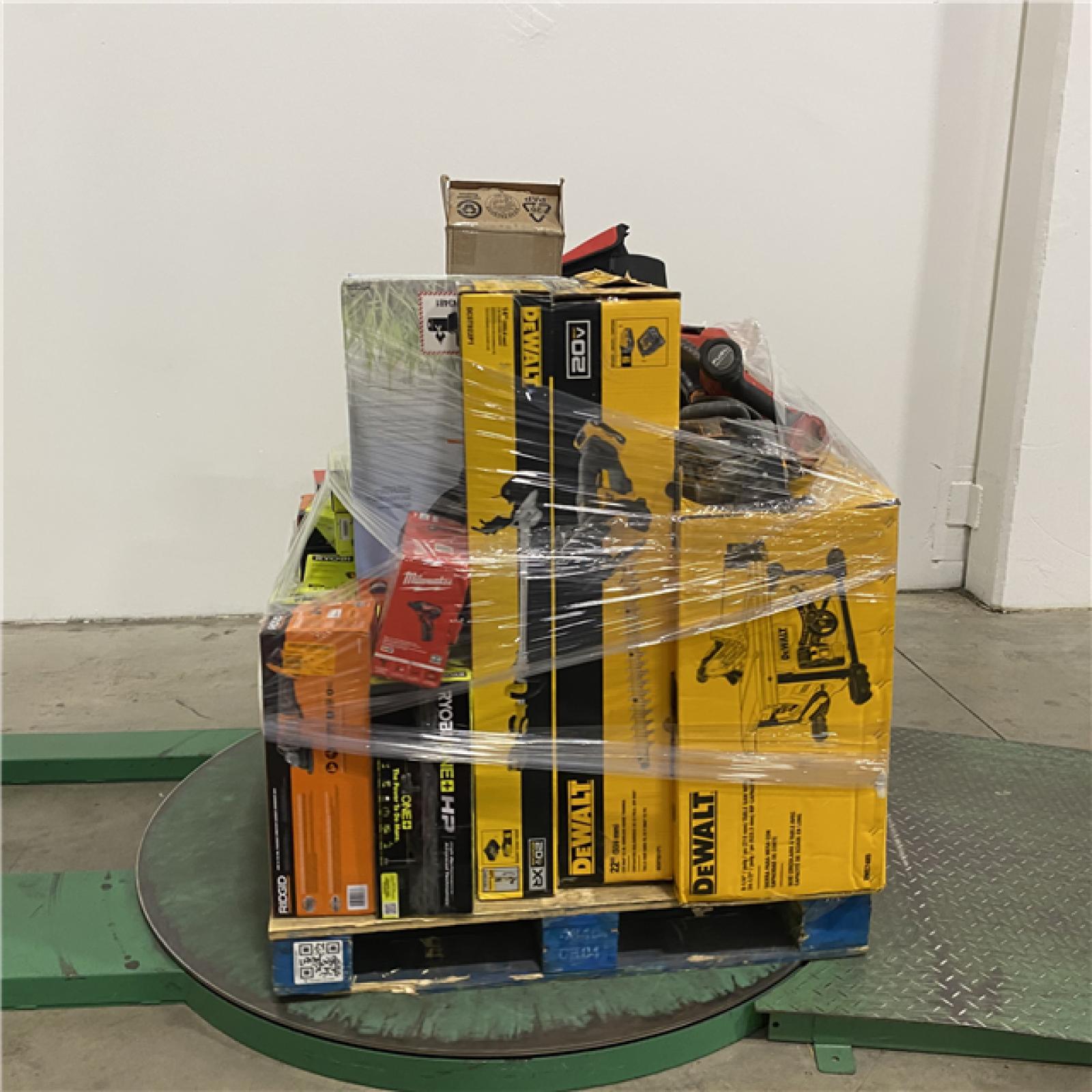 Dallas Location - As-Is Tool Pallet