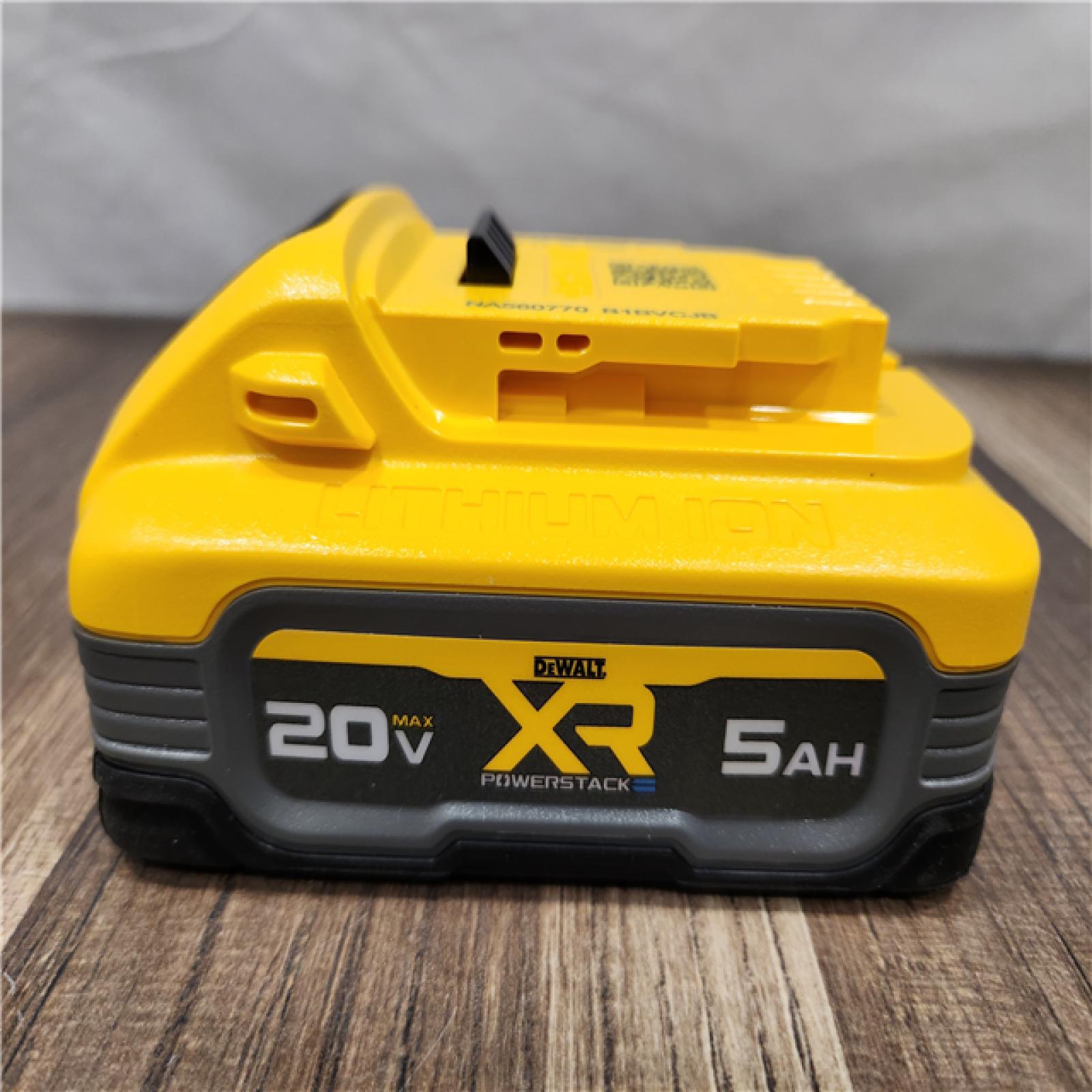 LIKE NEW! - DEWALT POWERSTACK 20V Lithium-Ion 5.0Ah Battery Pack