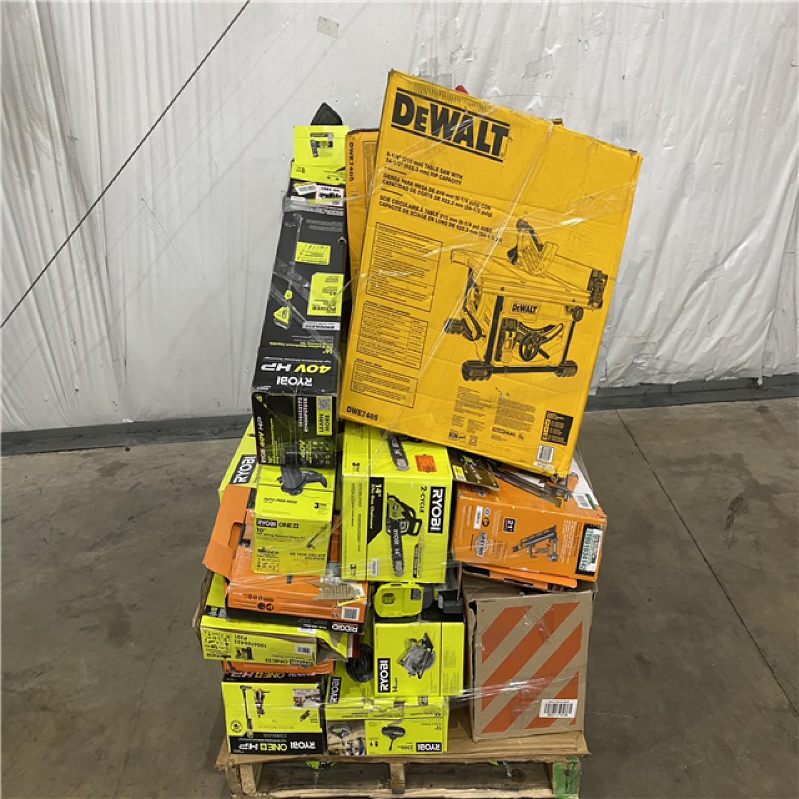 Houston Location AS IS - Tool Pallet