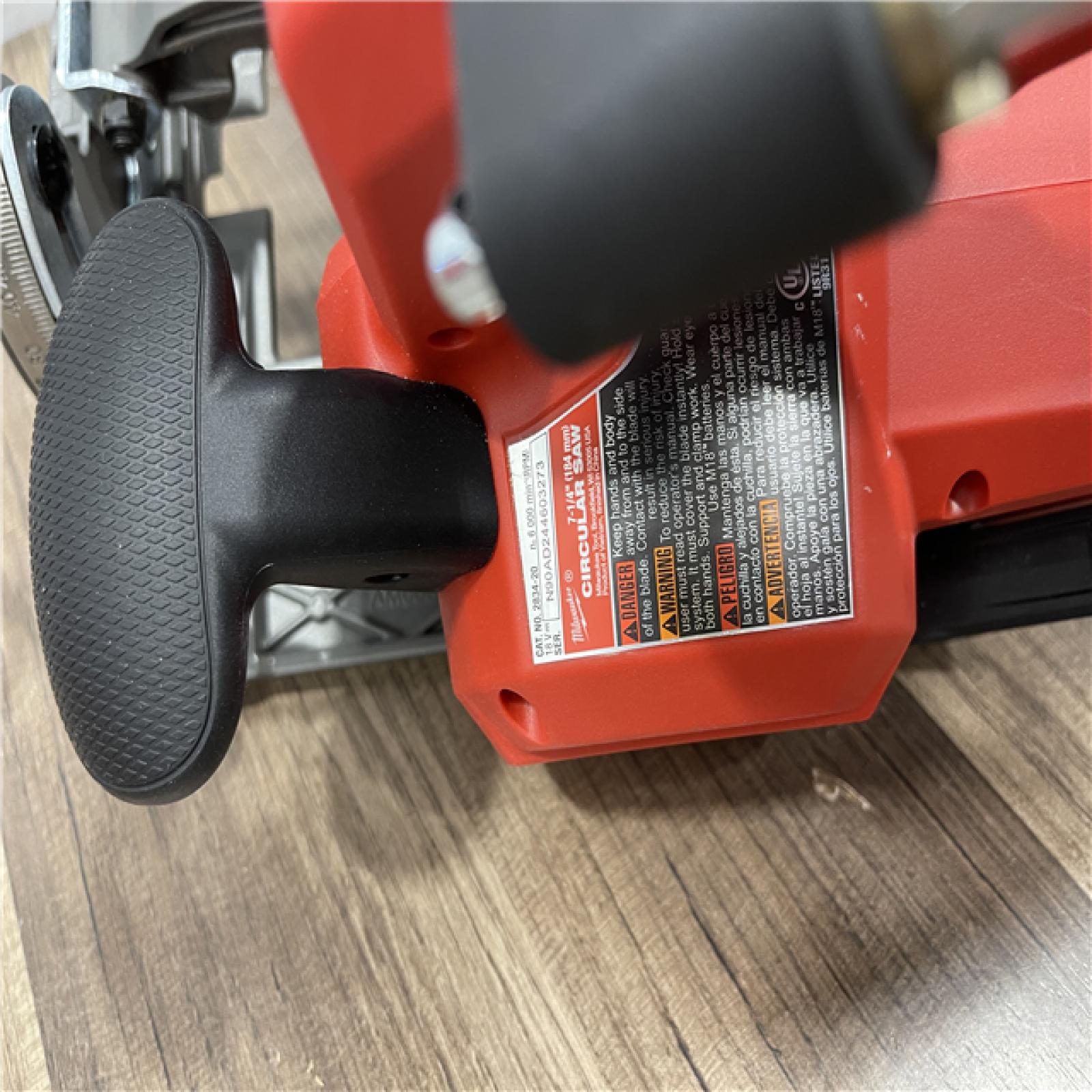 AS-IS Milwaukee  FUEL 18V Lithium-Ion Brushless Cordless 7-1/4 in. Circular Saw (Tool-Only)