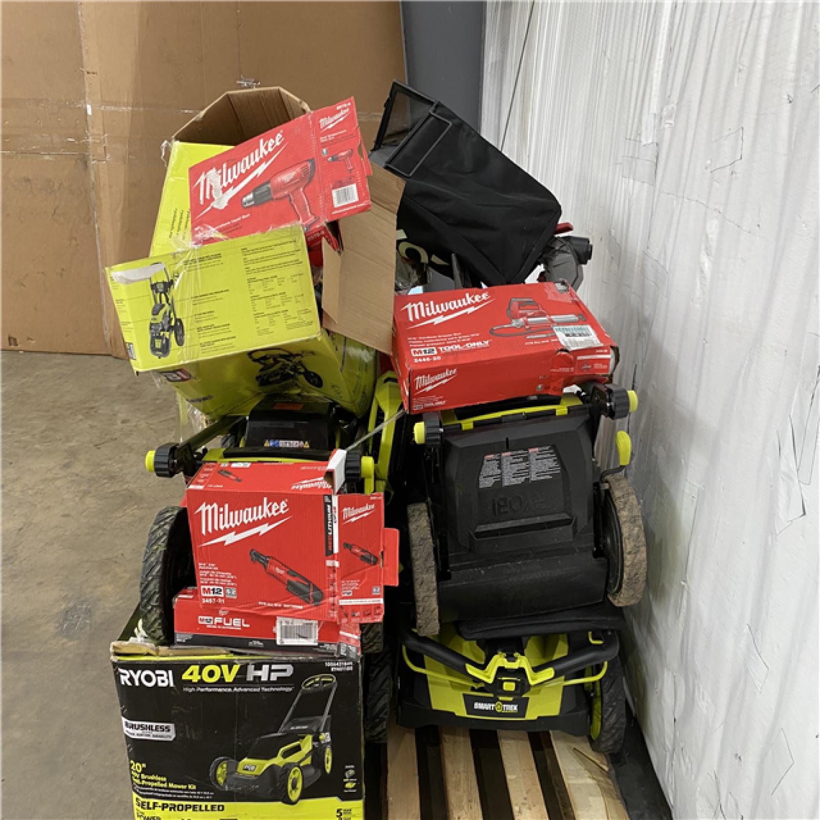 Houston Location AS IS - Tool Pallet