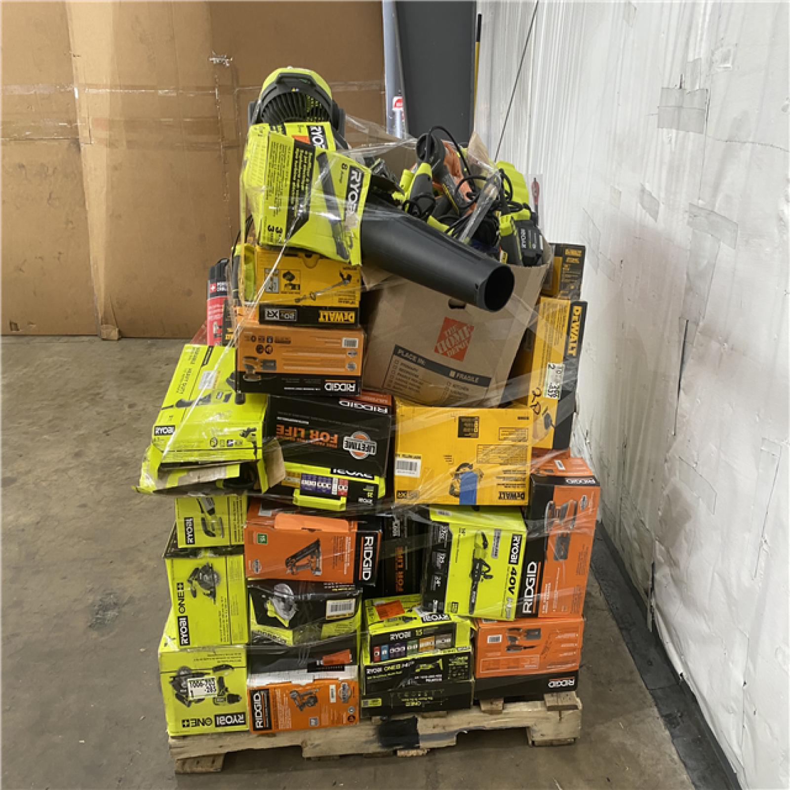 Houston Location AS IS - Tool Pallet