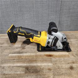 HOUSTON LOCATION - AS-IS DEWALT ATOMIC 20V MAX Cordless Brushless 4-1/2 in. Circular Saw W/ BATTERY & CHARGER