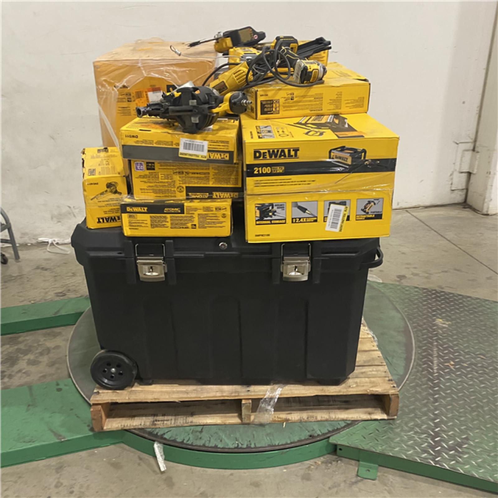 Dallas Location - As-Is DEWALT Tool Pallet