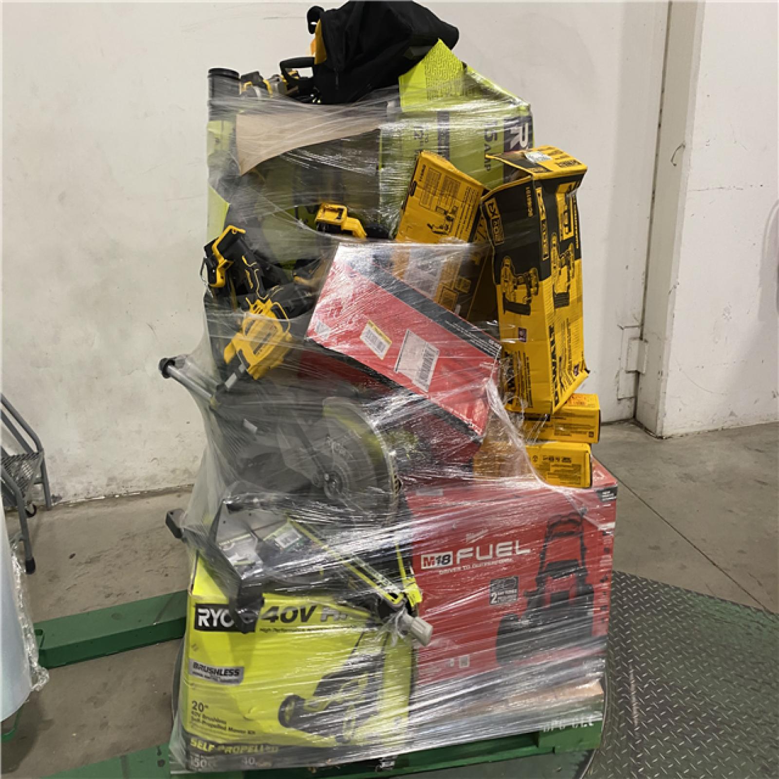 Dallas Location - As-Is Tool Pallet