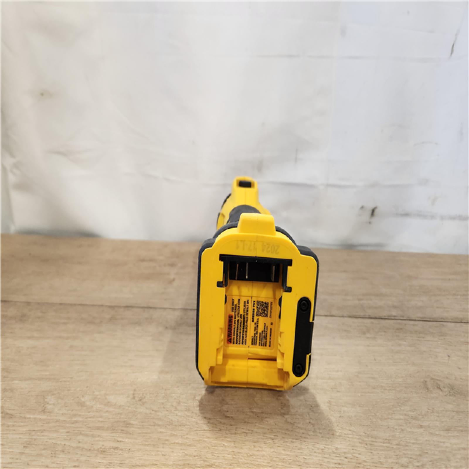 AS-IS- DEWALT 20V MAX Cordless Cut Out Tool