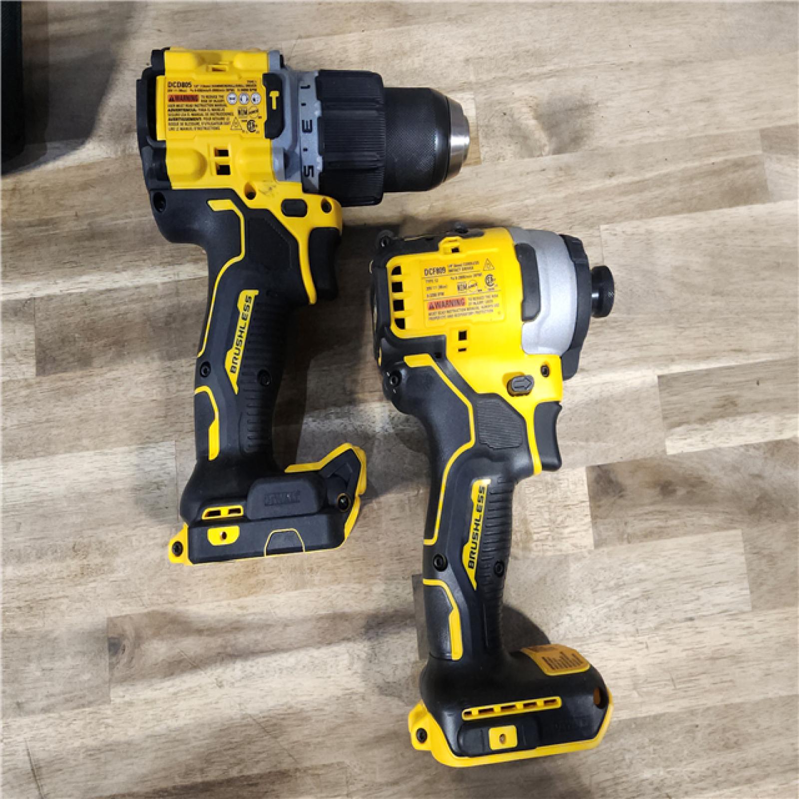 HOUSTON LOCATION - AS-IS DEWALT 2 Tool Cordless Combo Kit with (2) 4.0Ah Batteries, Charger, and Bag