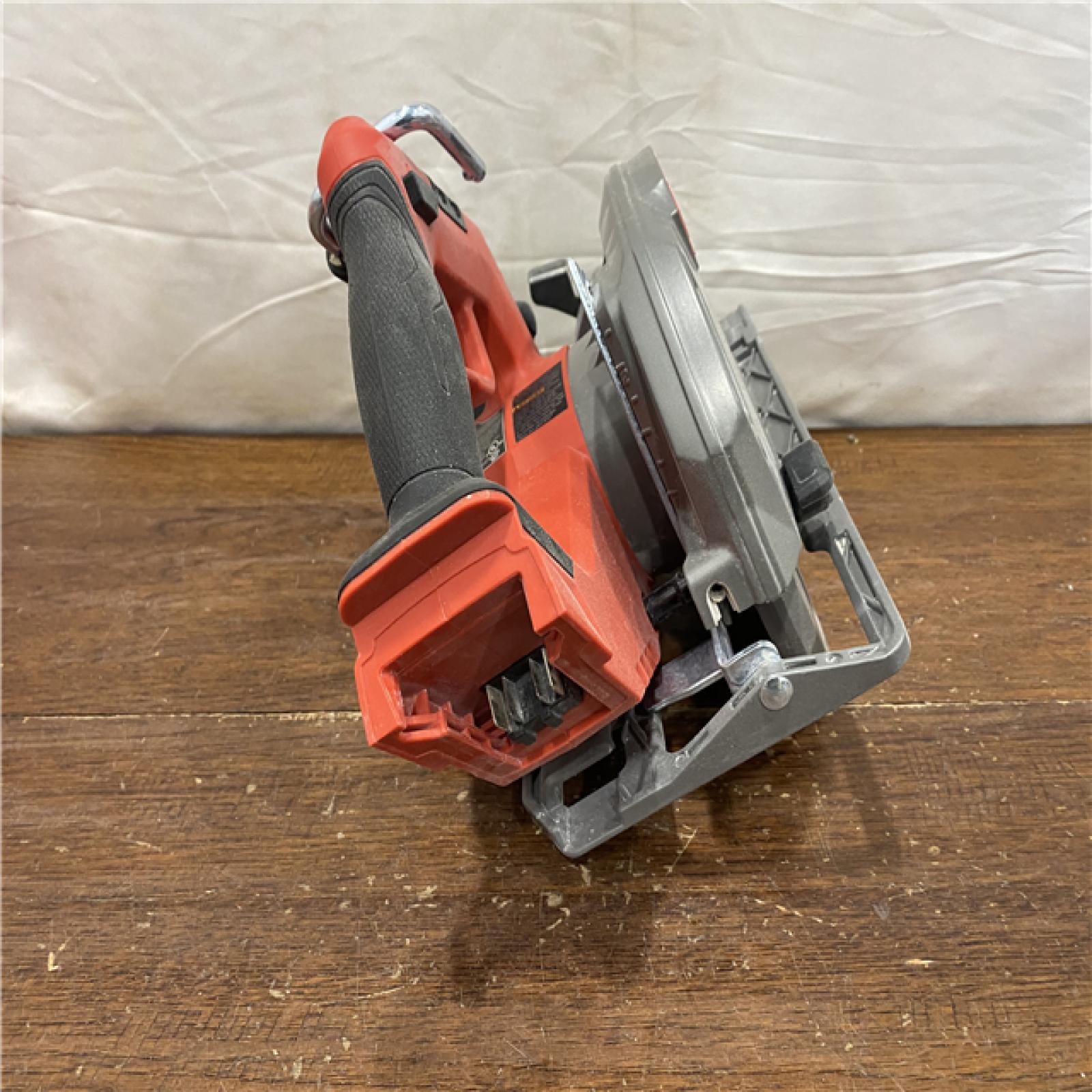 AS-IS Milwaukee Tools M18 FUEL 7-1/4 Circular Saw (Tool Only) 2834-20