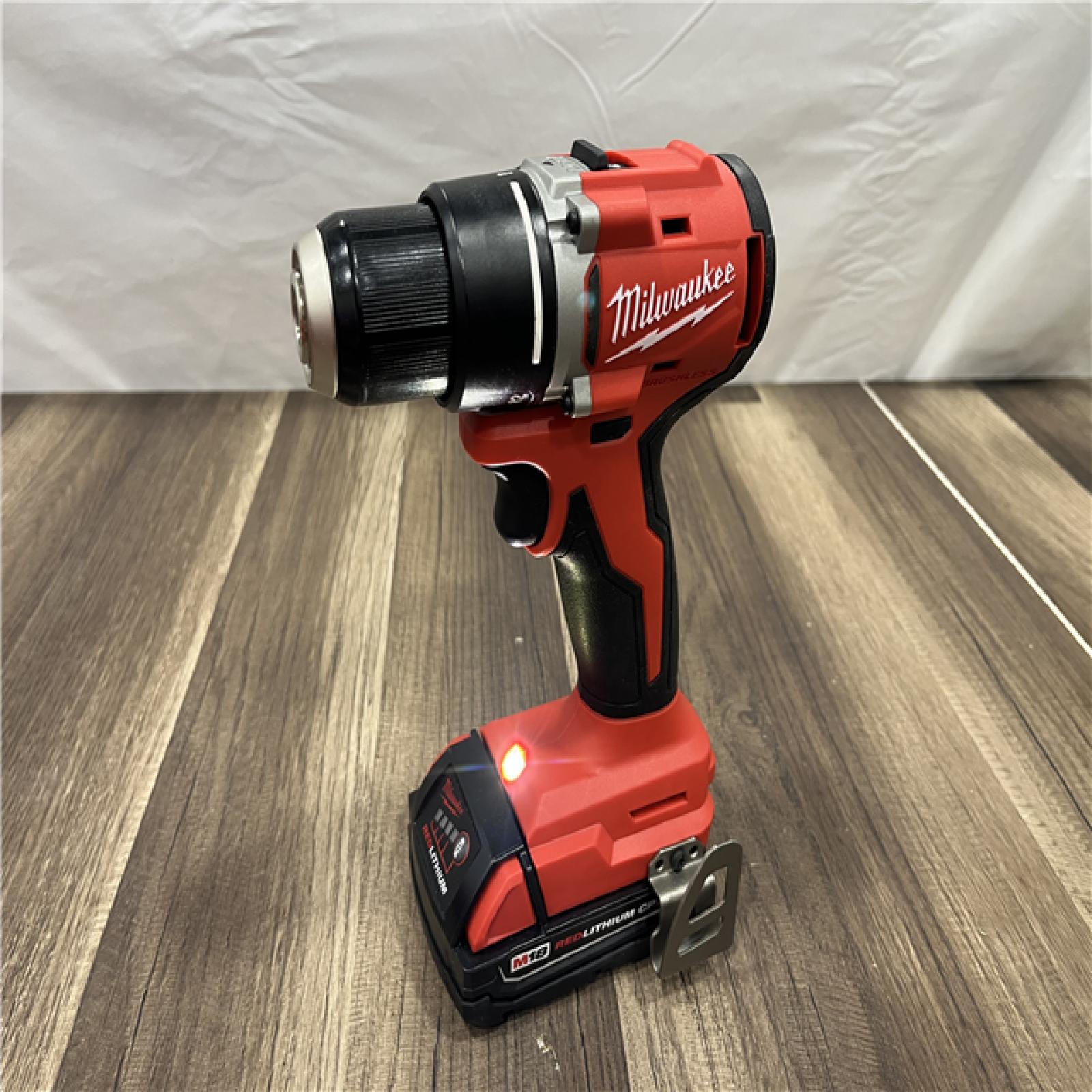 GOOD Milwaukee M18 Compact Next Gen 1/2 in. Brushless Cordless Drill/Driver Kit (Battery & Charger)