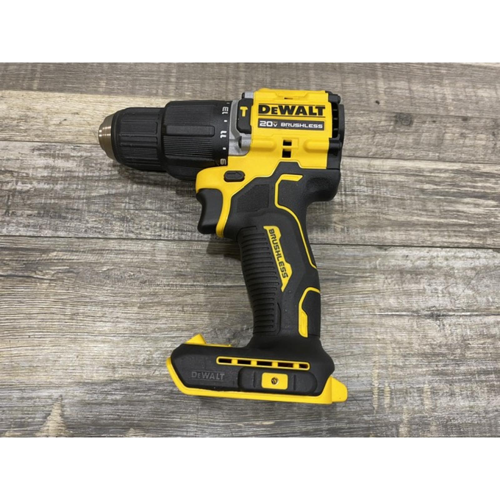 AS-IS DEWALT ATOMIC 20V Cordless 1/2 in. Compact Hammer Drill Kit