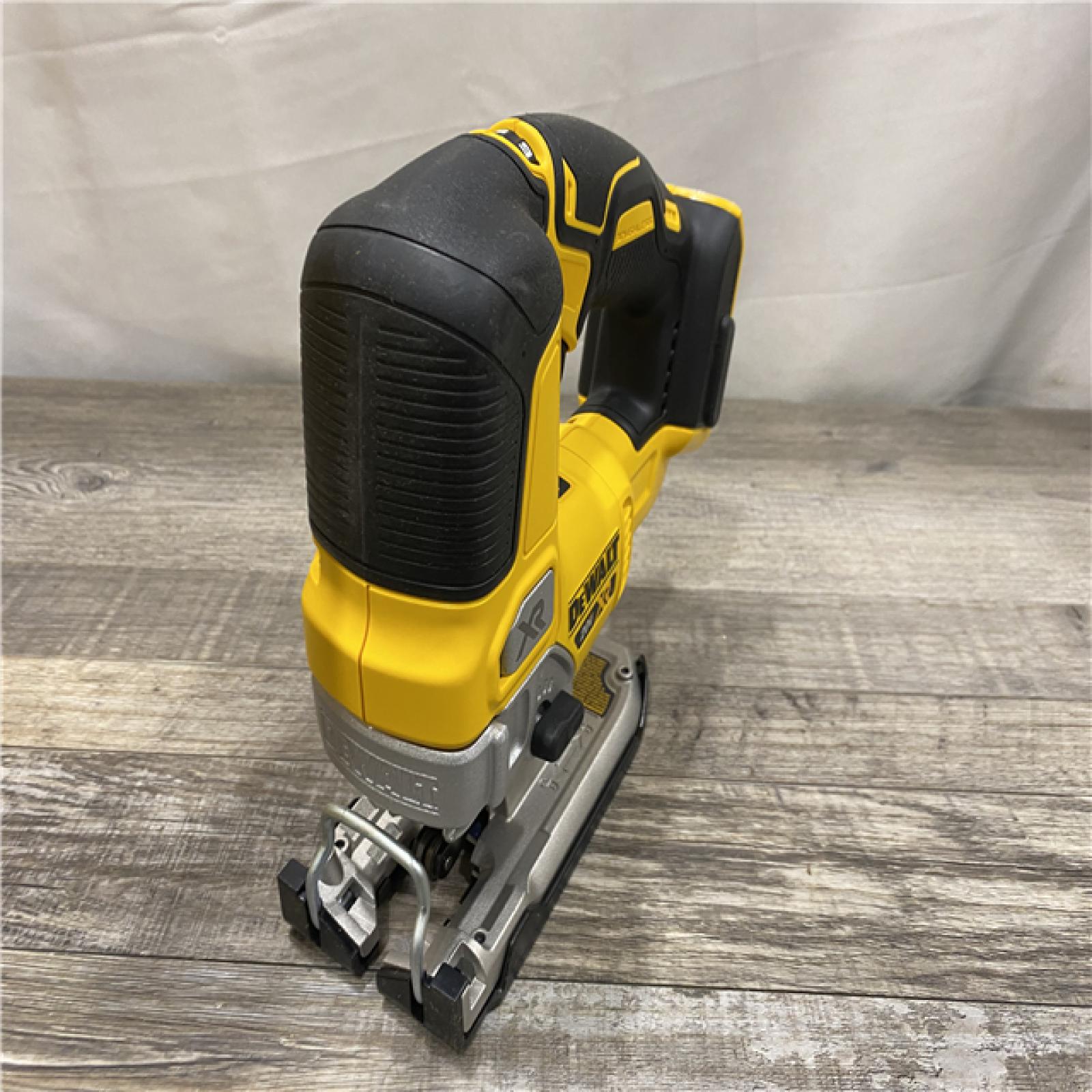 AS-IS DEWALT 20V MAX XR Cordless Brushless Jigsaw (Tool Only)