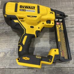 AS-IS DEWALT 20V MAX XR Lithium-Ion Cordless 18-Gauge Narrow Crown Stapler Kit