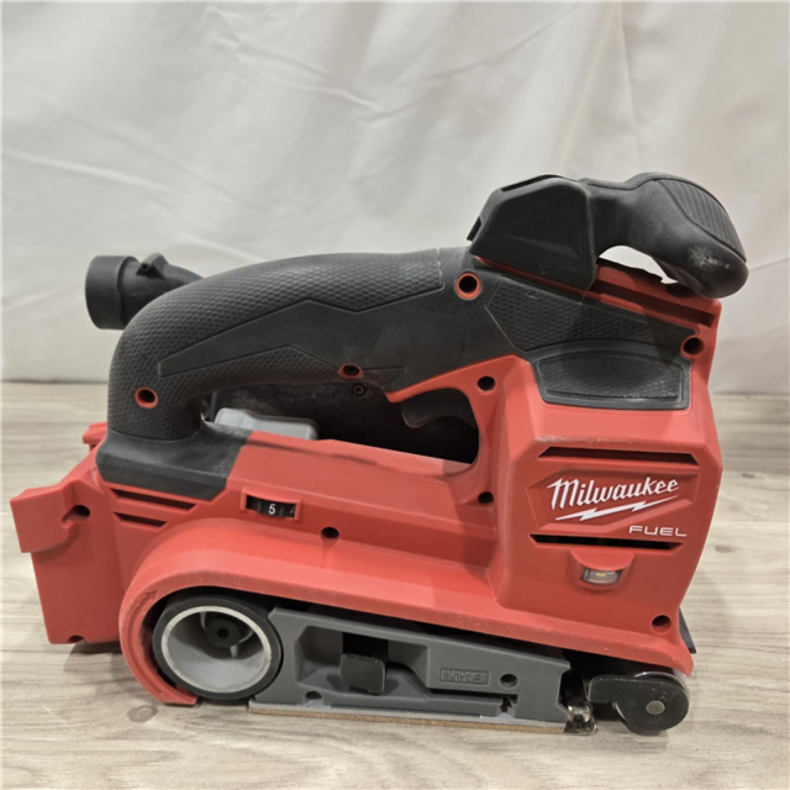 AS-IS Milwaukee M18 FUEL 18V Cordless Belt Sander (Tool-Only)
