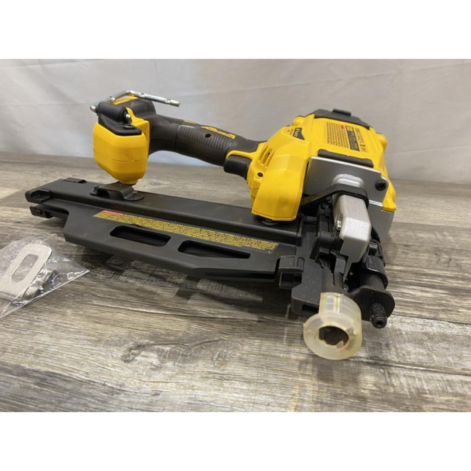 AS-IS DEWALT 20-Volt 21° Cordless Framing Nailer (Tool-Only)