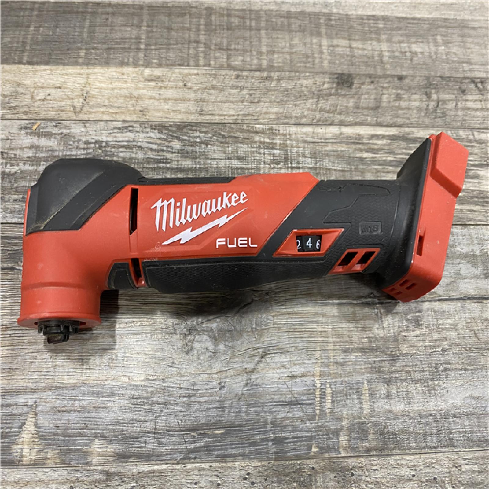 AS-IS Milwaukee FUEL 18V Lithium-Ion Cordless Brushless Oscillating Multi-Tool (Tool-Only)
