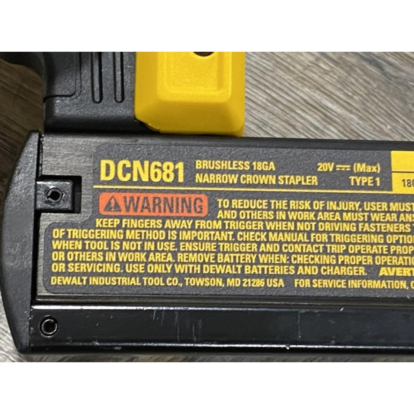 AS-IS DEWALT 20V MAX XR Lithium-Ion Cordless 18-Gauge Narrow Crown Stapler Kit