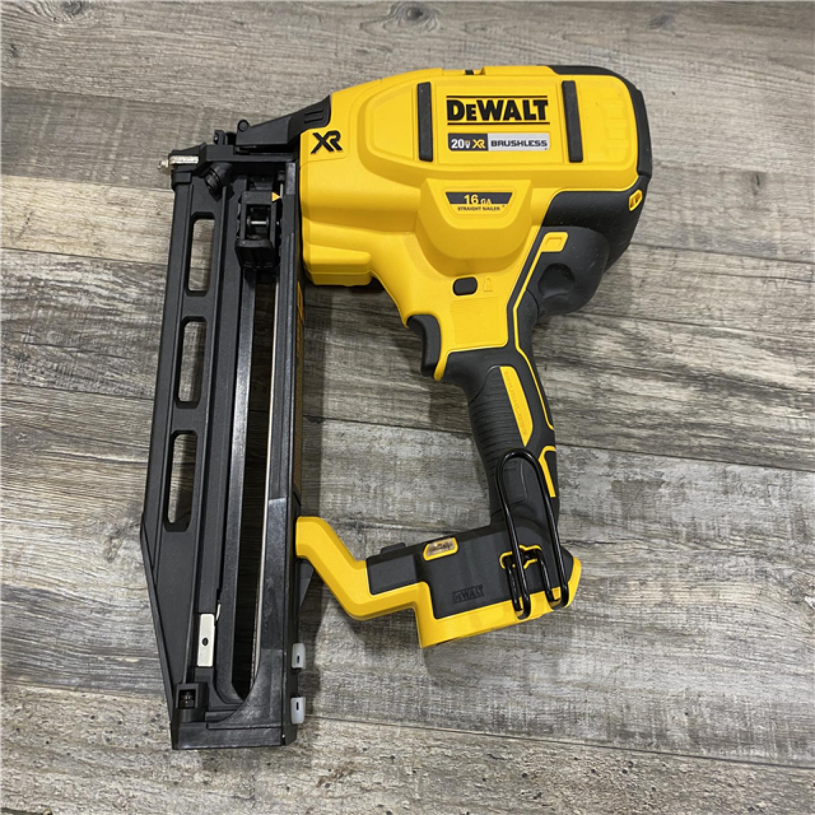 AS-IS DEWALT 20V MAX XR 16-Gauge Lithium-Ion Cordless Finish Nailer (Tool Only)