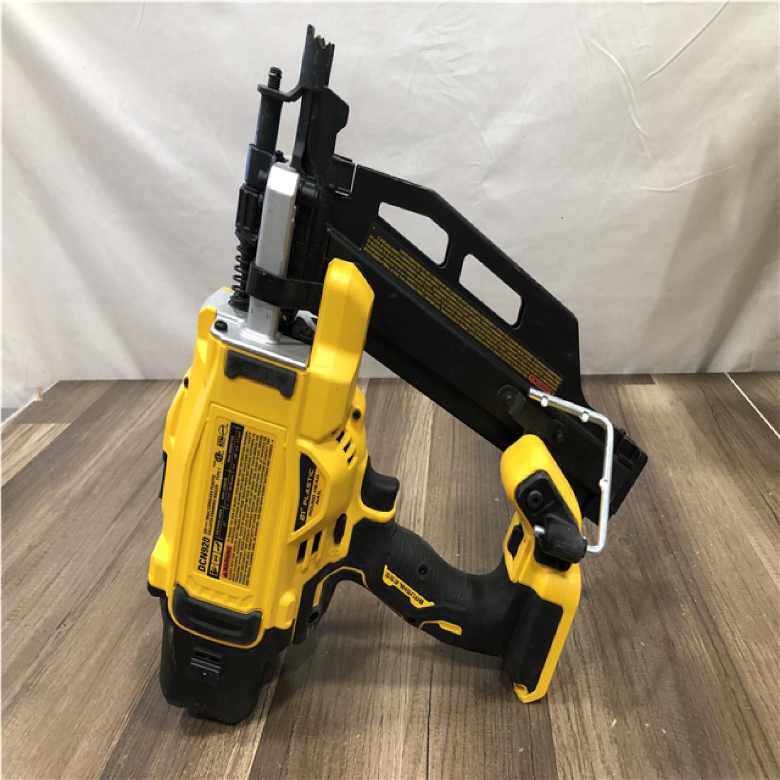 AS-IS DEWALT 20-Volt 21° Cordless Framing Nailer (Tool-Only)
