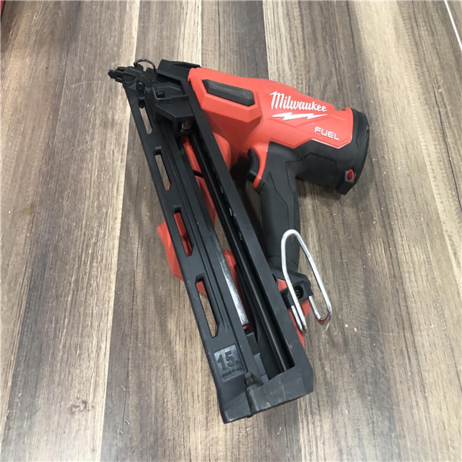 AS-IS Milwaukee FUEL 18-Volt Lithium-Ion Brushless Cordless Gen II 15-Gauge Angled Finish Nailer (Tool-Only)